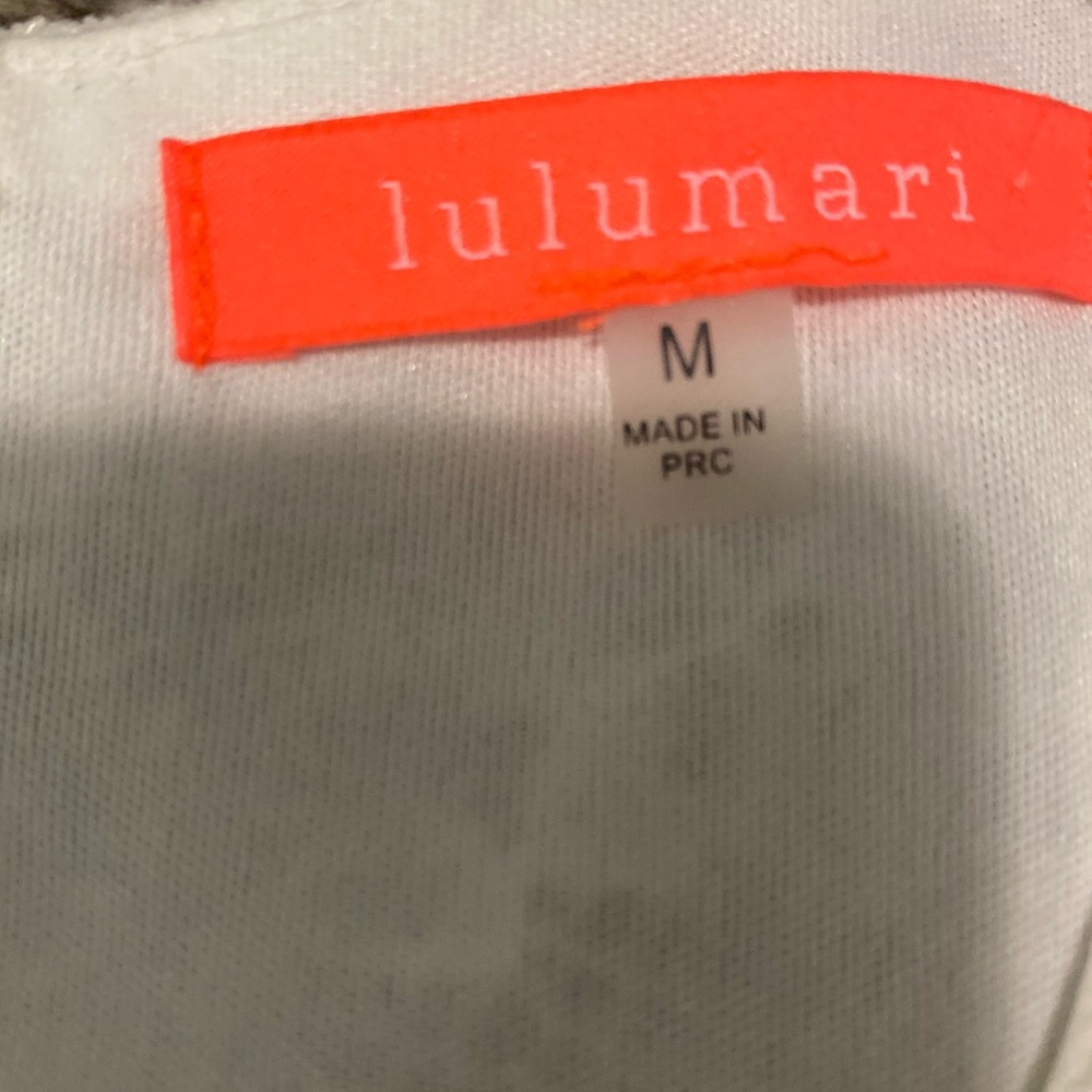 🤷♀️ - Picture 2 of 2